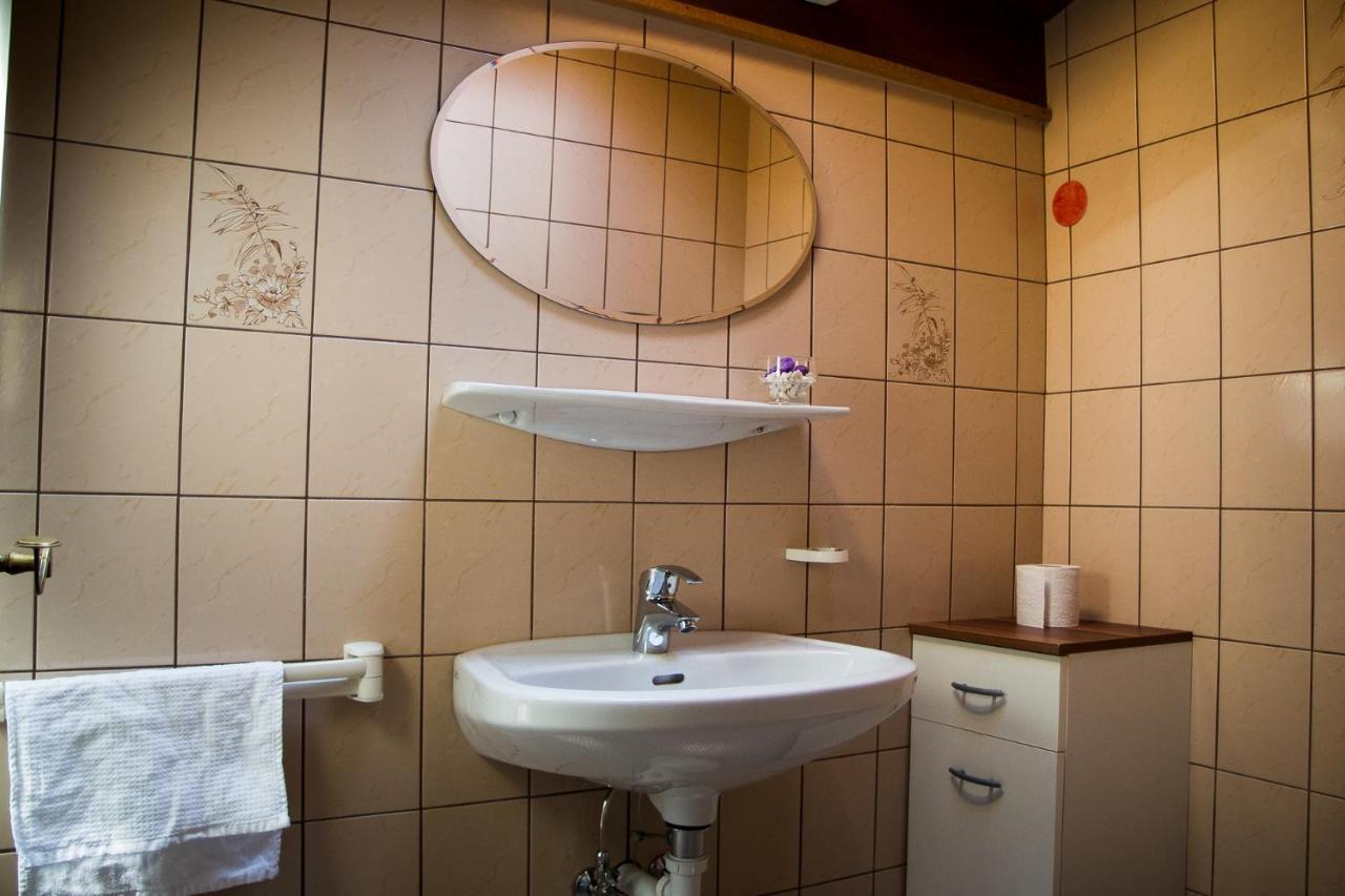 Riverside Apartment Tarrenz Bagian luar foto